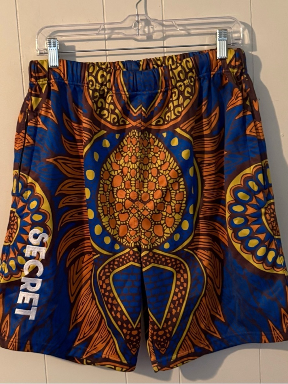 Secret Scientist Men’s Urban Tribal Shorts, Size XL